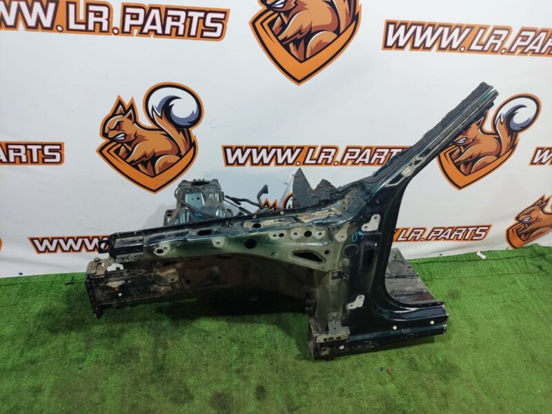 LR111046 Front Left Quarter Panel Range Rover L405 (2013-2021) Used cost 500 € in stock 2 pcs.