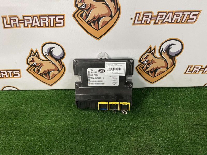LR111476 Used active stabilizer control unit Range Rover L405 (2013-2021) cost 100 € in stock 2 pcs.