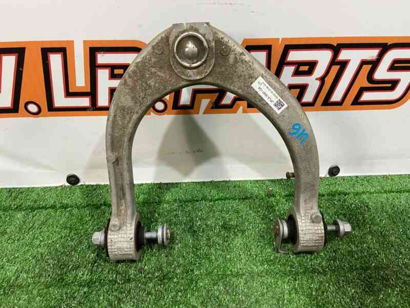 LR113268 Front left upper suspension arm Land Rover Discovery 5 L462 (2017-) USED cost 120 € in stock 1 pcs.