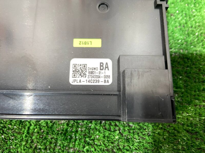 LR126761 Heater control unit Range Rover Sport L494 (2014-2022) USED - Image 17