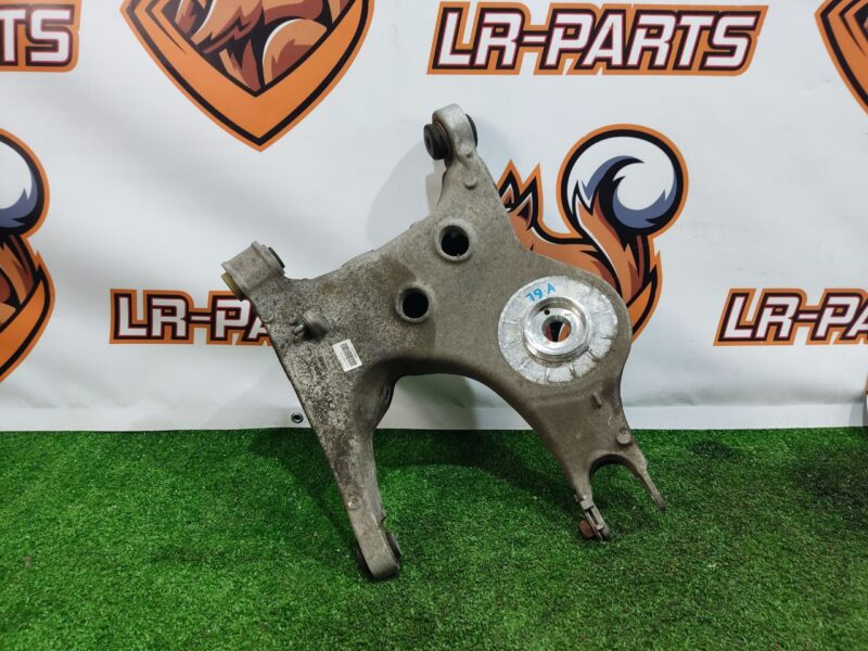 LR139497 Arm rear left lower Land Rover Discovery 5 L462 (2017-) used cost 100 € in stock 1 pcs.