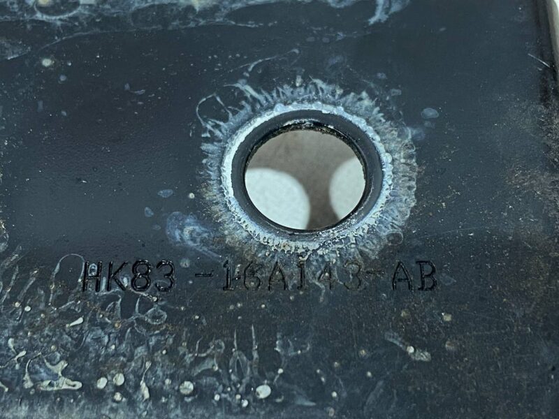 T4A6046 Wing bracket to the spar middle left JAGUAR F-PACE Used - Image 13