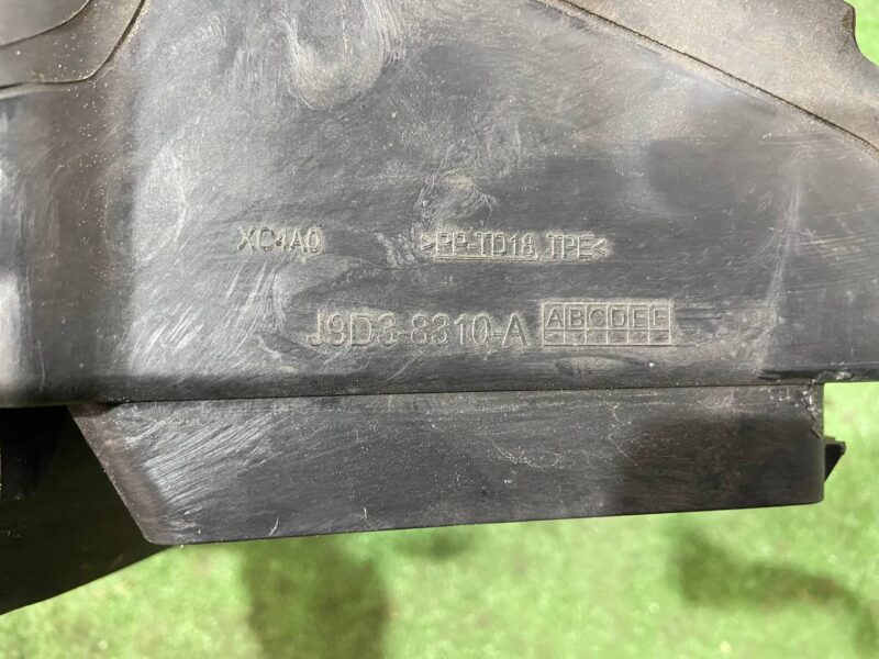 T4K1468 Lower deflector Jaguar I-Pace X590 (2018-) used cost 80 € in stock 2 pcs.