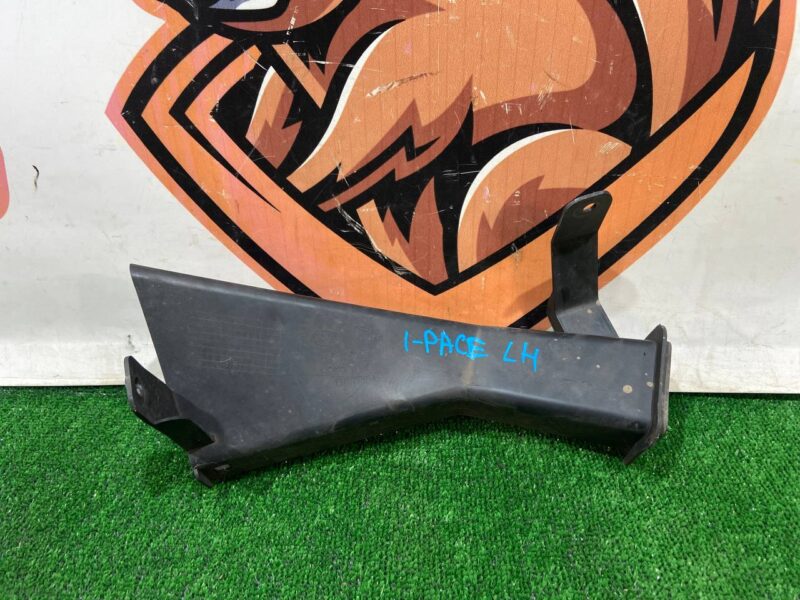 T4K1623 Brake cooling duct left Jaguar I-Pace (2018-) used cost 65 € in stock 3 pcs.