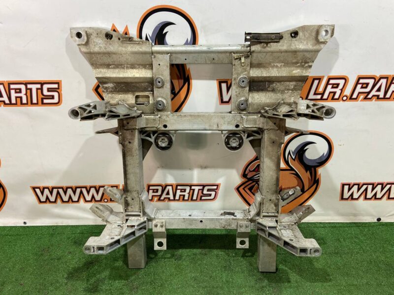T4K1762 Front suspension beam Jaguar I-Pace X590 (2018-) Used cost 1 150 € in stock 3 pcs.