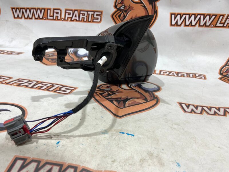 T4K4172 External right mirror assembly Jaguar I-Pace (2018-) Used cost 500 € in stock 3 pcs.