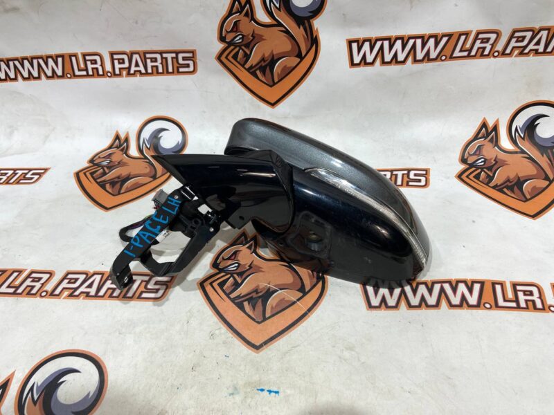 T4K4174 Left outer mirror 9 pin Jaguar I-Pace (2018-) Used cost 500 € in stock 1 pcs.