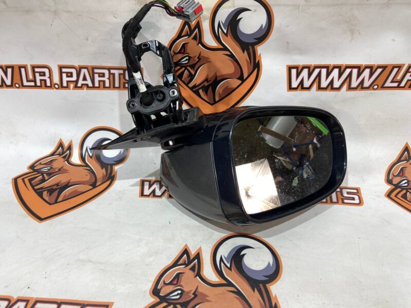 T4K4174 Left outer mirror 9 pin Jaguar I-Pace (2018-) Used cost 500 € in stock 1 pcs.