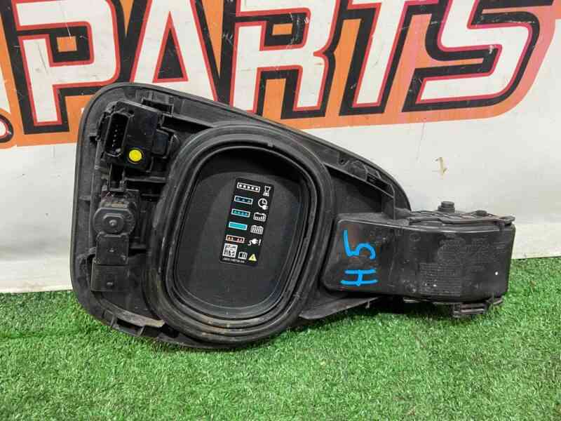 T4K4511 Charging port cover Jaguar I-Pace (2018-) used cost 140 € in stock 4 pcs.