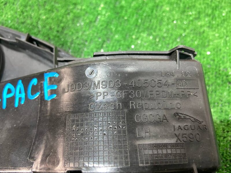 T4K4511 Charging port cover Jaguar I-Pace (2018-) used cost 140 € in stock 4 pcs.