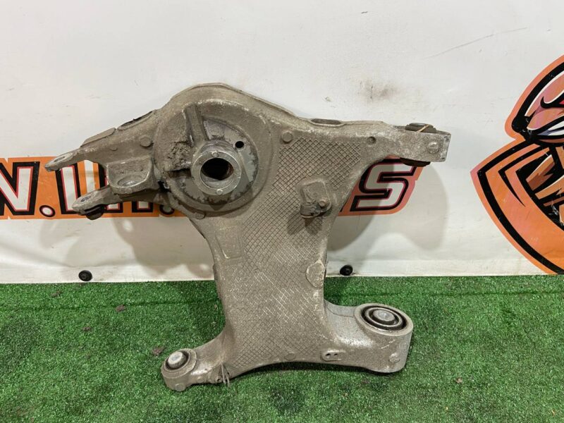 T4K4861 Rear right lower lever Jaguar I-Pace (2018-) USED cost 240 € in stock 1 pcs.