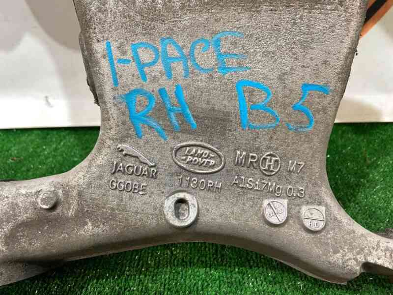 T4K4861 Rear right lower lever Jaguar I-Pace (2018-) USED cost 240 € in stock 1 pcs.