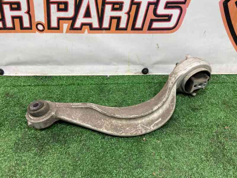 T4K5805 Front lower left control arm Jaguar I-Pace (2018-) Used cost 150 € in stock 7 pcs.