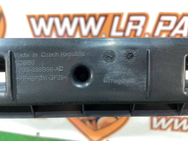 T4K8967 Rear seat pad lower with plate Jaguar I-Pace X590 (2018-) used cost 35 € in stock 1 pcs.
