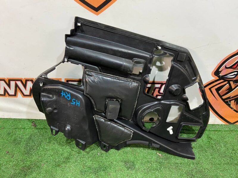 T4K9991 Trunk hood panel right Jaguar I-Pace X590 (2018-) Used cost 100 € in stock 3 pcs.
