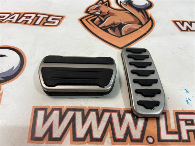 VPLCS0618 Gas and brake pedal pad Land Rover Discovery Sport L550 (2015-) Used cost 70 € in stock 2 pcs.