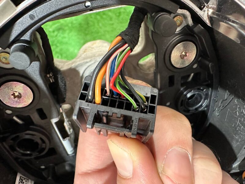J9D1105 Steering wheel with AIR BAG and heating for Jaguar I-Pace X590 (2018-) Used cost 400 € in stock 6 pcs.