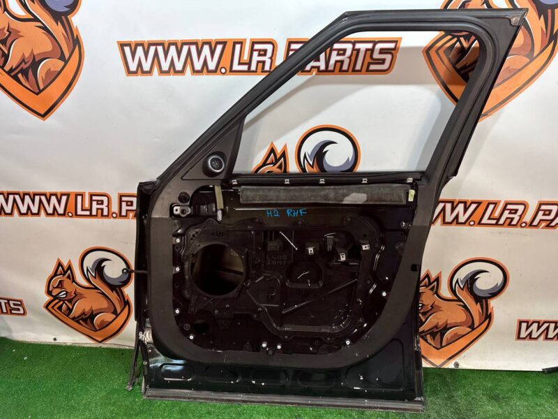 LR036399 Front right door Range Rover L405 (2013-2021) Used - Image 13