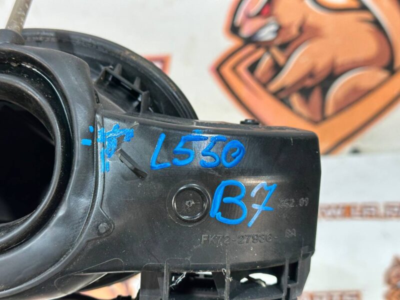 LR058473 Fuel filler flap assembly Land Rover Discovery Sport L550 (2015-) Used - Image 13
