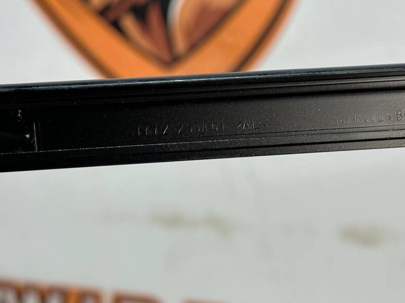 LR058486 Door molding rear left LAND ROVER DISCOVERY SPORT L550 2015- Used cost 25 € in stock 3 pcs.