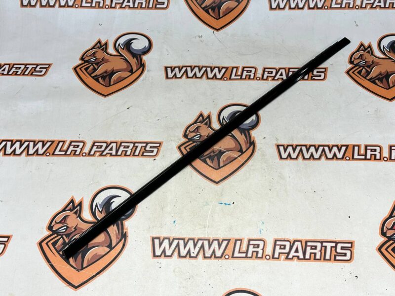 LR058486 Door molding rear left LAND ROVER DISCOVERY SPORT L550 2015- Used cost 25 € in stock 3 pcs.
