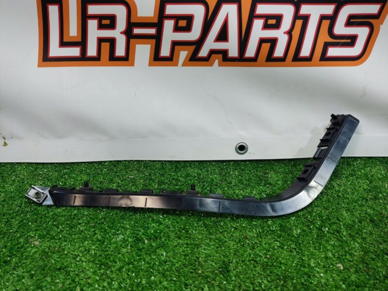 LR061274 Bumper Mounting bracket Right LAND ROVER DISCOVERY SPORT L550 2015- Used cost 42,5 € in stock 2 pcs.
