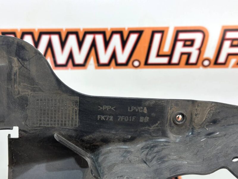LR065120 Engine boot left Land Rover Discovery Sport L550 (2015-) Used cost 15 € in stock 5 pcs.