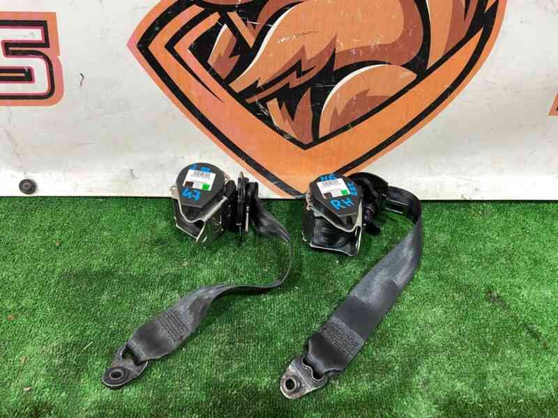 LR072154 Seat Belt Rear Right Land Rover Discovery Sport L550 (2015-) Used cost 100 € in stock 3 pcs.