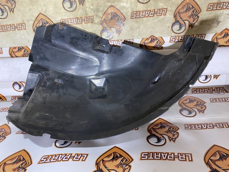 LR073058 Front right fender liner Land Rover Discovery Sport L550 (2015-) USED cost 80 € in stock 1 pcs.