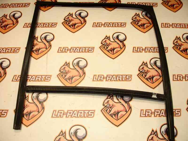 LR080132 Glass guide of the rear left door Range Rover L405 (2013-2021) Used cost 25 € in stock 1 pcs.
