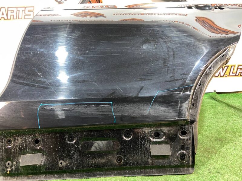 LR080198 door rear left Land Rover Discovery 5 Used cost 370 € in stock 1 pcs.