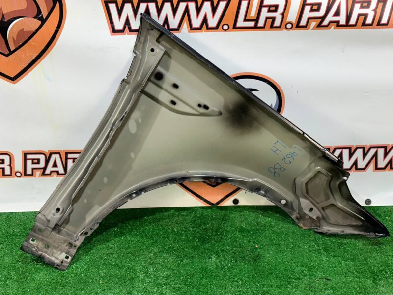 LR080200 Front left fender Land Rover Discovery 5 L462 (2017-) USED - Image 17