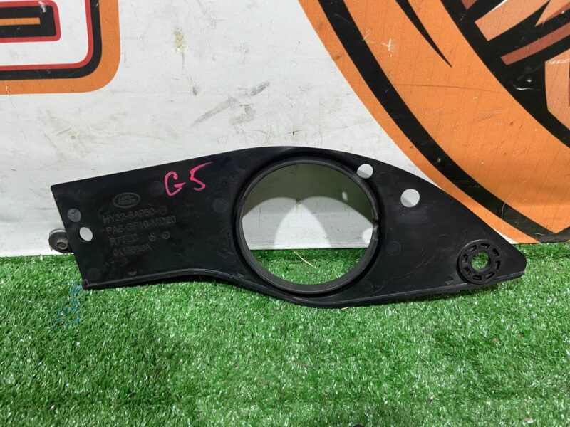 LR082523 Left engine compartment cover LAND ROVER DISCOVERY 5 (L462) Used cost 23,64 € in stock 1 pcs.