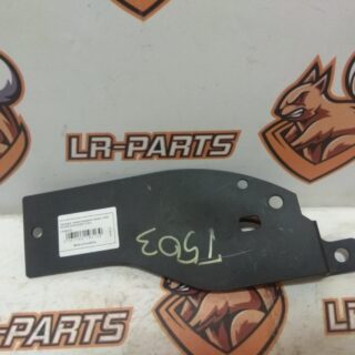 LR082525 Cover in the engine compartment right Land Rover Discovery 5 L462 (2017-) used cost 26 € in stock 1 pcs.