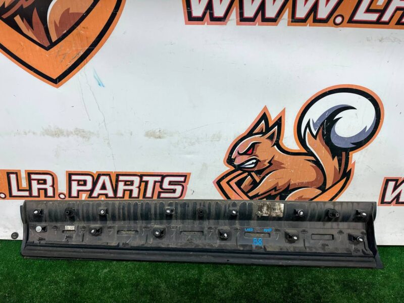 LR082942 External door molding front right Land Rover Discovery 5 L462 (2017-) used - Image 12