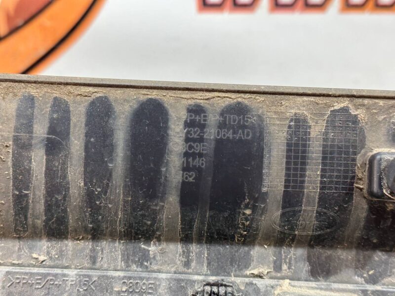 LR082942 External door molding front right Land Rover Discovery 5 L462 (2017-) used - Image 13
