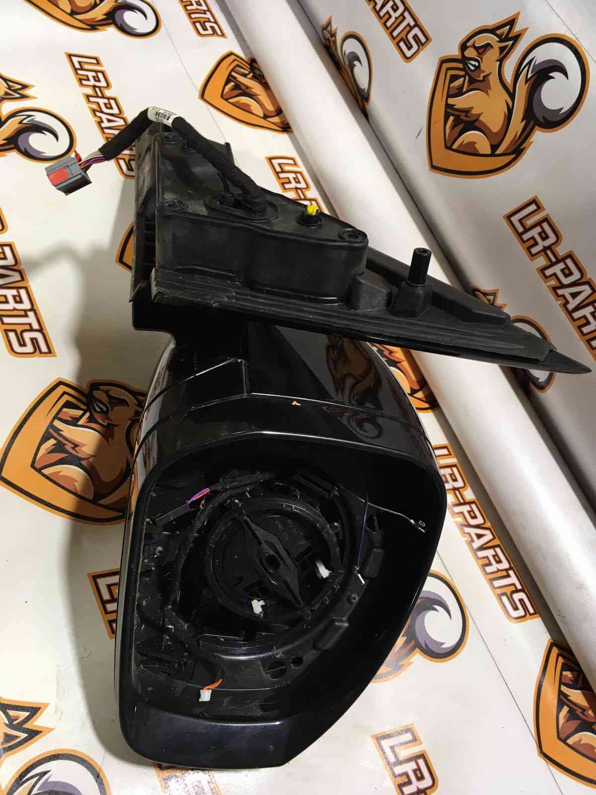 LR083164 Exterior right mirror (blind zones, electrochrome, heating) Land Rover Discovery 5 Used - Image 36