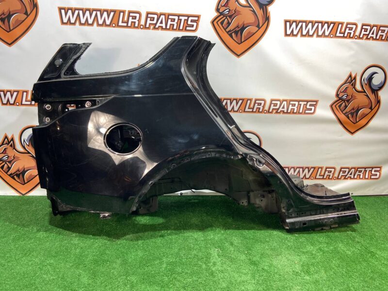 LR084290 Right rear quarter panel Land Rover Discovery 5 L462 (2017-) Used - Image 13
