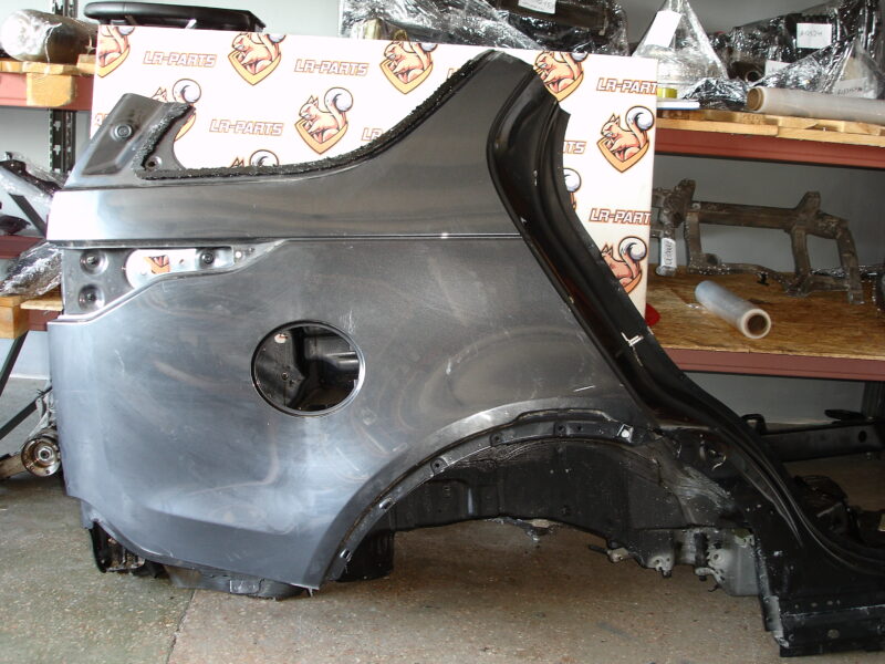 LR084290 Right rear quarter panel Land Rover Discovery 5 L462 (2017-) Used - Image 15
