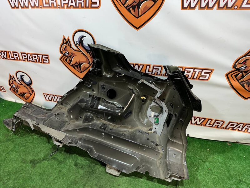 LR084654 Rear right quarter -2019 Land Rover Discovery Sport L550 (2015-) Used cost 500 € in stock 3 pcs.