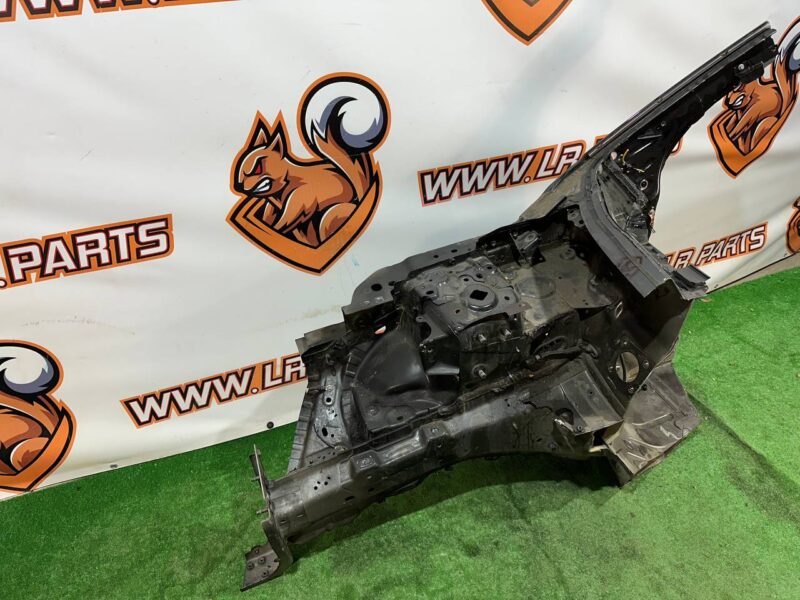 LR087697 Front right quarter Land Rover Discovery Sport L550 (2015-) Used cost 500 € in stock 4 pcs.
