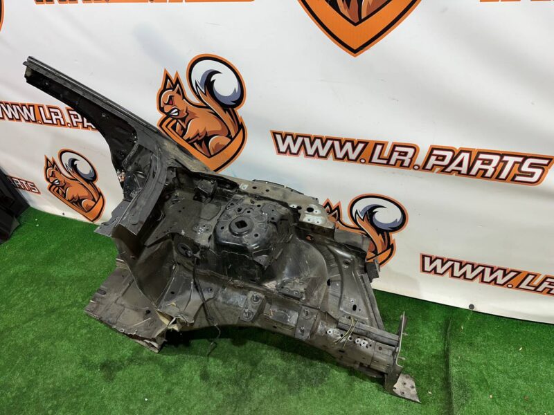 LR087698 Quarter front left Land Rover Discovery Sport L550 (2015-) Used cost 500 € in stock 4 pcs.