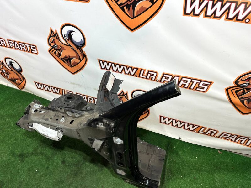 LR087698 Quarter front left Land Rover Discovery Sport L550 (2015-) Used cost 500 € in stock 4 pcs.