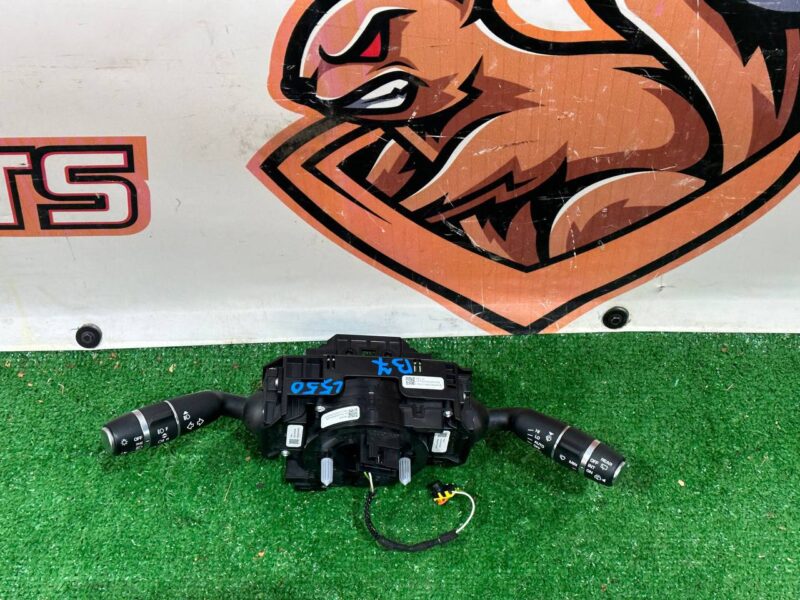 LR088266 Steering column switch assembly Land Rover Discovery Sport L550 (2015-) Used cost 100 € in stock 2 pcs.