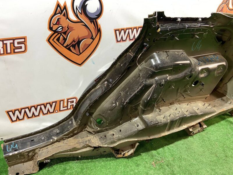LR091293 Quarter Rear Right Range Rover Velar L560 (2018-) Used cost 900 € in stock 1 pcs.