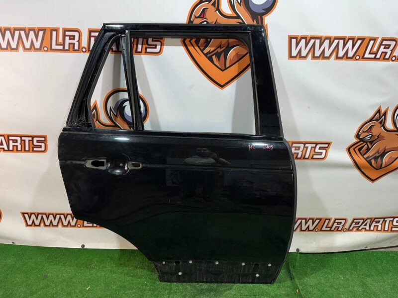 LR100510 Rear right door Range Rover L405 (2013-2021) used cost 715 € in stock 1 pcs.
