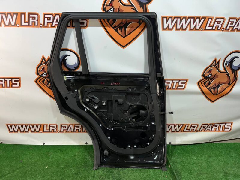 LR100511 Door rear left Range Rover L405 (2013-2021) used cost 715 € in stock 3 pcs.