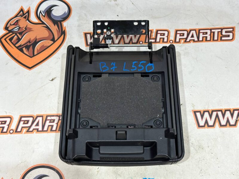 LR102233 Armrest of Land Rover Discovery Sport L550 (2015-) Used cost 200 € in stock 1 pcs.