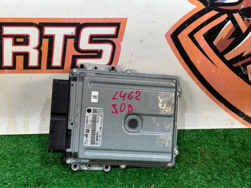 LR106651 Engine control unit 3.0TD Land Rover Discovery 5 L462 (2017-) USED cost 380 € in stock 3 pcs.