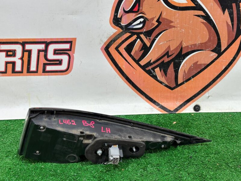 LR106847 Rearlight left fender lamp Land Rover Discovery 5 L462 (2017-) used - Image 15
